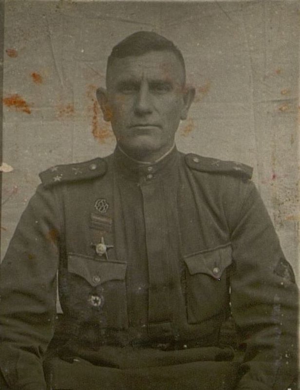 Image: On October 20, 1944, Lieutenant Colonel Konstantin Antonovich Chernov, who was awarded the Order of the Red Star for his courage and valour in the fight against the Nazi invaders, arrived at the regiment and took up his duties.