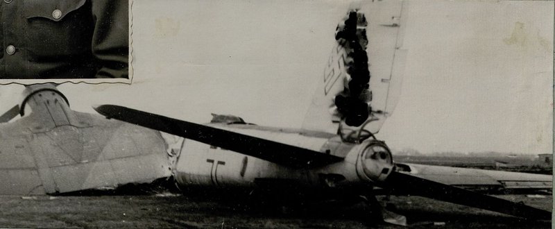 Фотография: Ме-100, сбитый 2.03.45 г. в районе Шихар Второй батареей полка