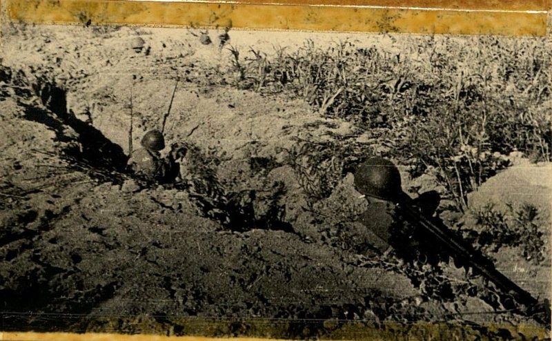 Фотография: Гвардейцы накапливаются для атаки