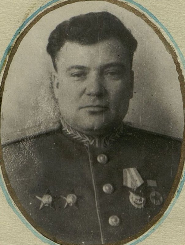 Фотография: Член Военного Совета 35 армии генерал-майор Романенко А.А.
