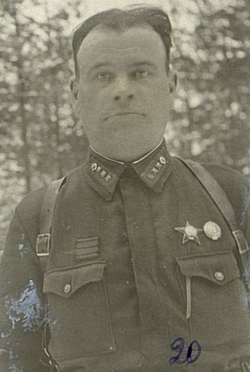 Image: Senior Lieutenant Izmakov