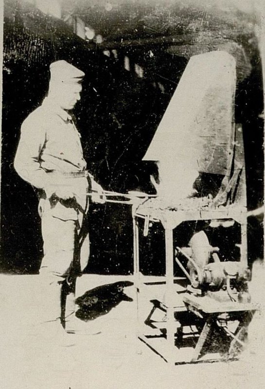 Image: Red Army soldier Levchenko - blacksmith at work