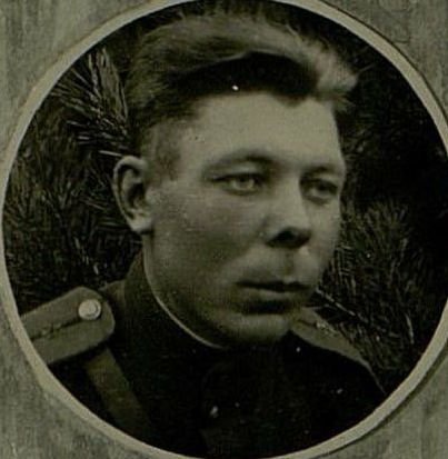 Фотография: Лейтенант Соцков Ф.Н. командир взвода