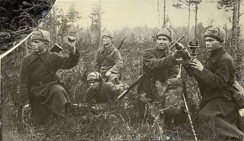 Image: Mortar crews at the firing position