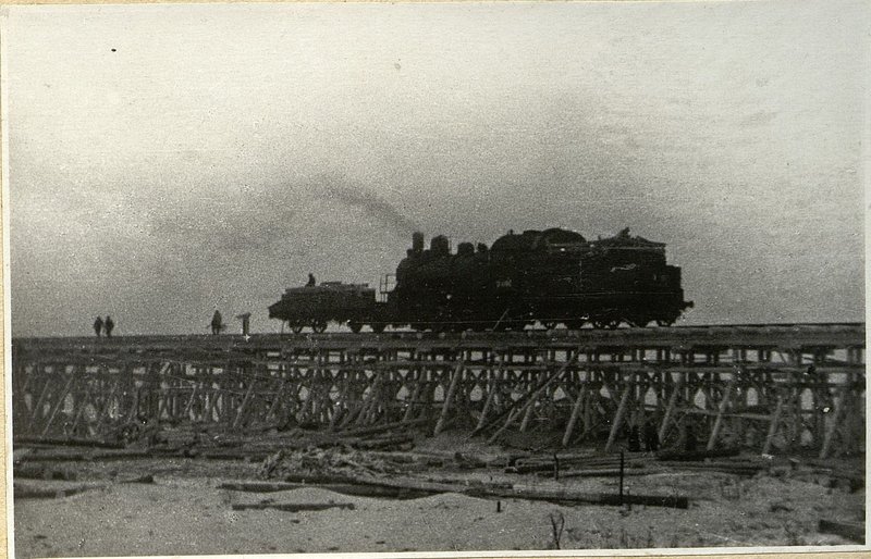 Фотография: Обкатка моста паровозом Эᴹ