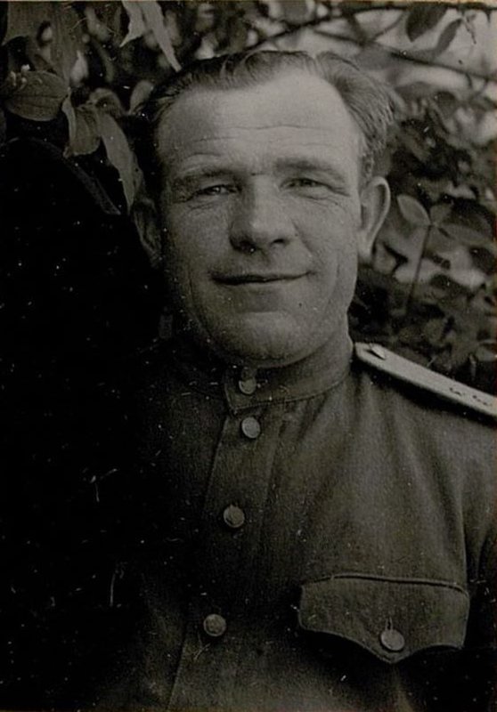 Image: Company Commander Captain Kondratyev