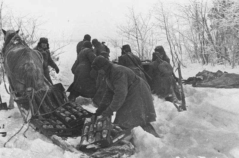 Loading shells on the cart. Leningrad Region