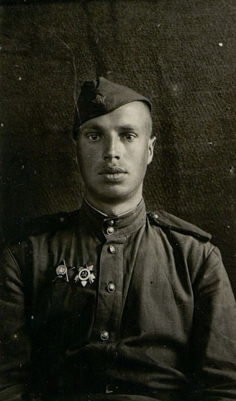 Фотография: Ефрейтор Павел Петрович Вихорев, член ВКомандный пункт(б)