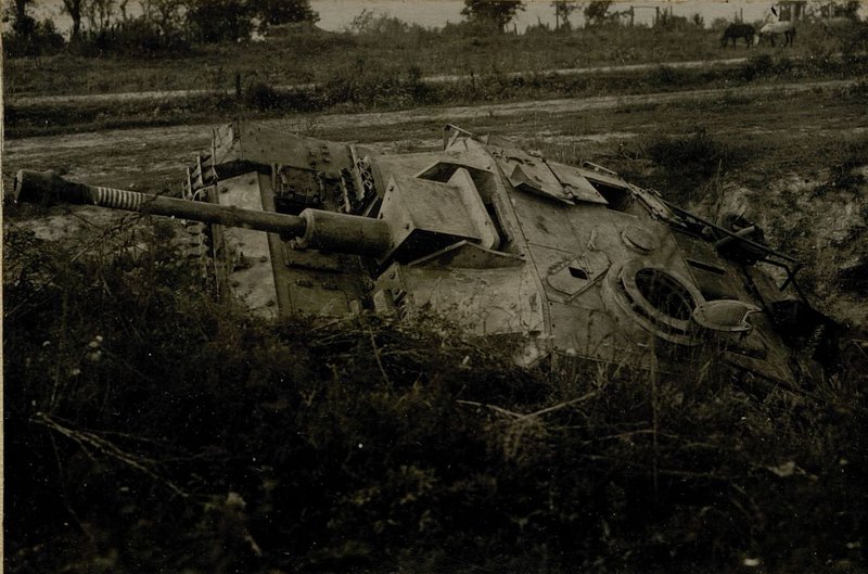Image: German self-propelled gun knocked out in the area of the station Maloarkhangelsk