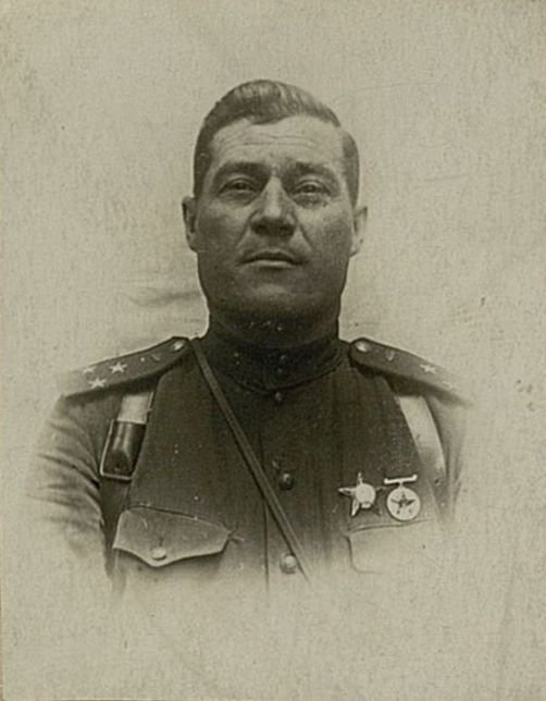 Фотография: Полковник Пшенецкий Иван Васильевич. Командующий бронетанковыми и механизированными войсками 1-ой Ударной армии