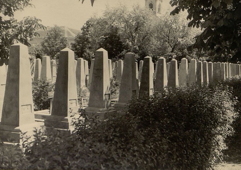 Фотография: г. Бая. Воинское кладбище