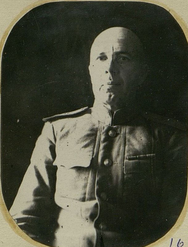 Фотография: Заместитель начальника оперативного отдела полковник Лукьянов Е.С.