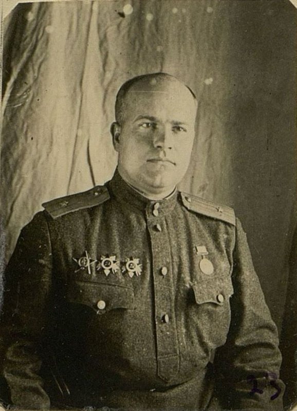 Image: Deputy commander of the 333rd Infantry Regiment for political affairs Major V.N. Kovalev