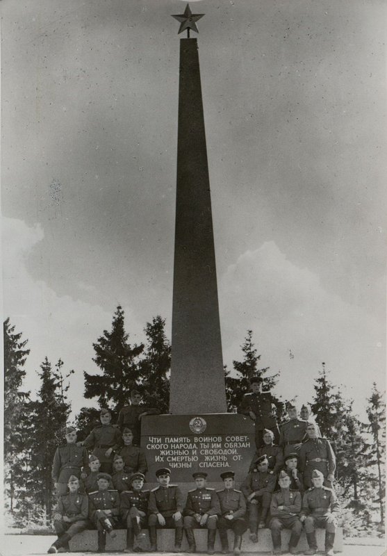 Image: Waidhofen (on the Thaya river). Common monument at the military cemetery