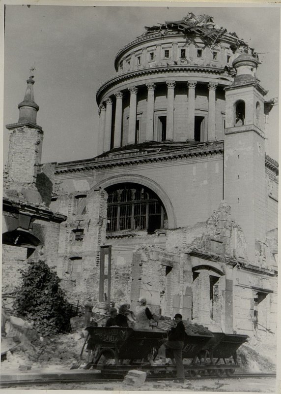 Фотография: г. Потсдам. Николаевская церковь