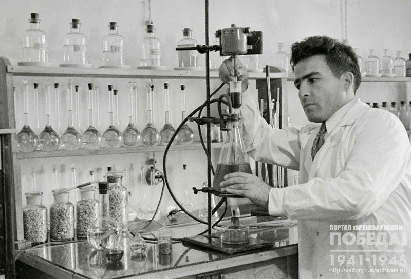 Senior scientific worker of the Chemical institute of the Armenian branch of the Academy of Sciences of the USSR, candidate of chemical sciences M.V.Darbinyan in the lab