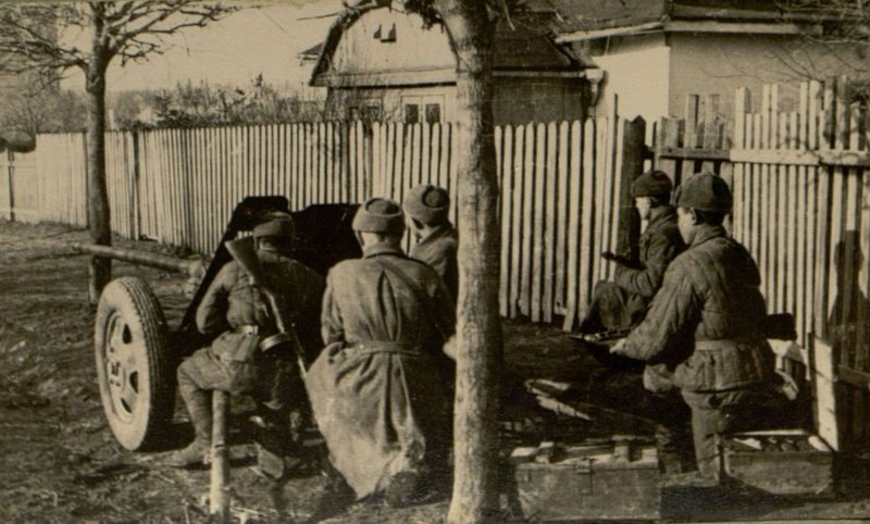 Фотография: Бои за город Ровно