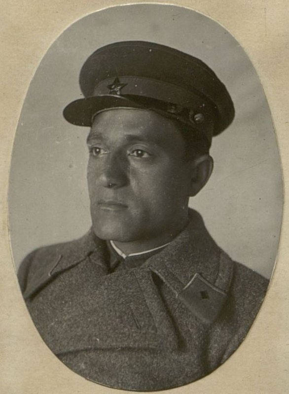 Фотография: I помощник начальника штаба полка капитан Вайнтрауб Б.Г.