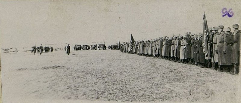 Фотография: На митинге, посвященном проводам демобилизованных первой очереди (октябрь 1945 г.)