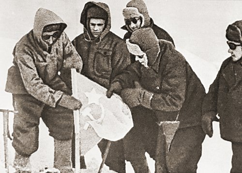 Группа бойцов-альпинистов Красной Армии