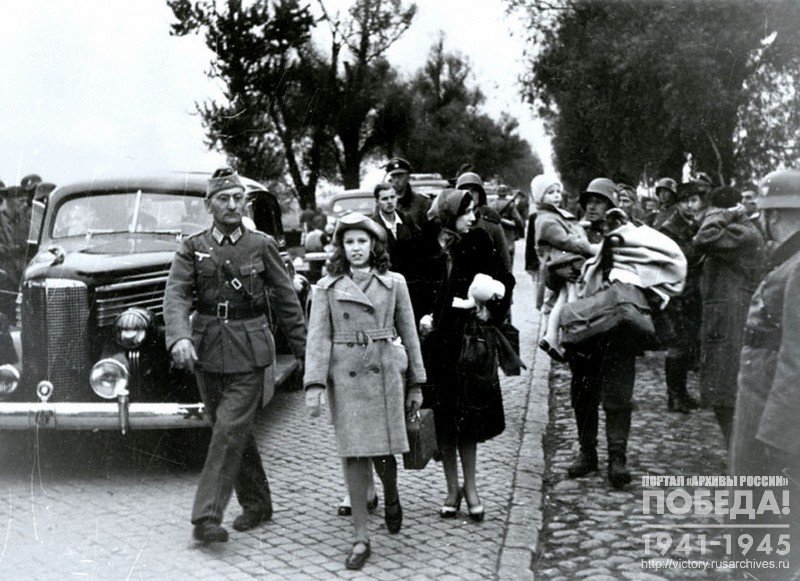 Diplomats departure from Poland occupied by German troops