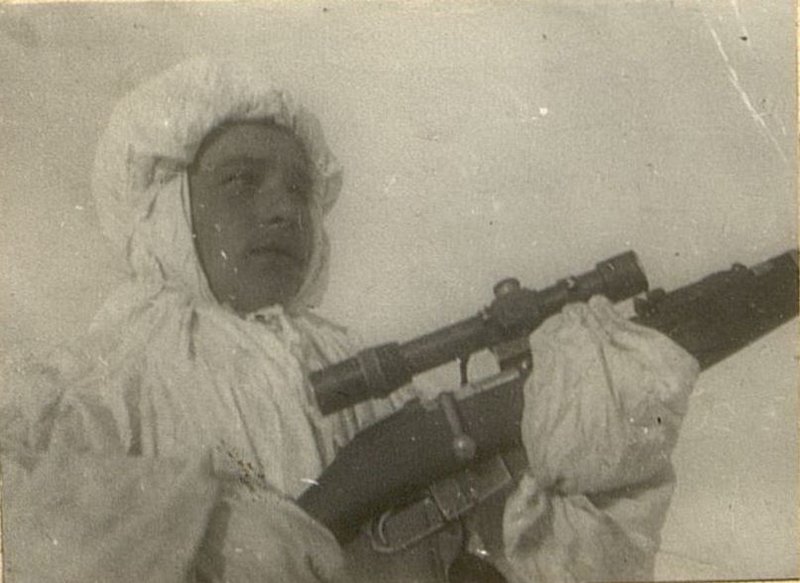 Фотография: Знатный снайпер 3 батальона Орехов. Н.