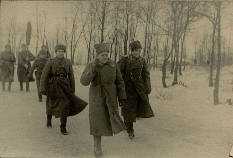 Фотография: Фотоальбом "Коммунисты армии в боях с японскими захватчиками"