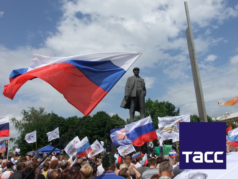Во время митинга в поддержку ДНР под лозунгом «Донбасс – Россия»