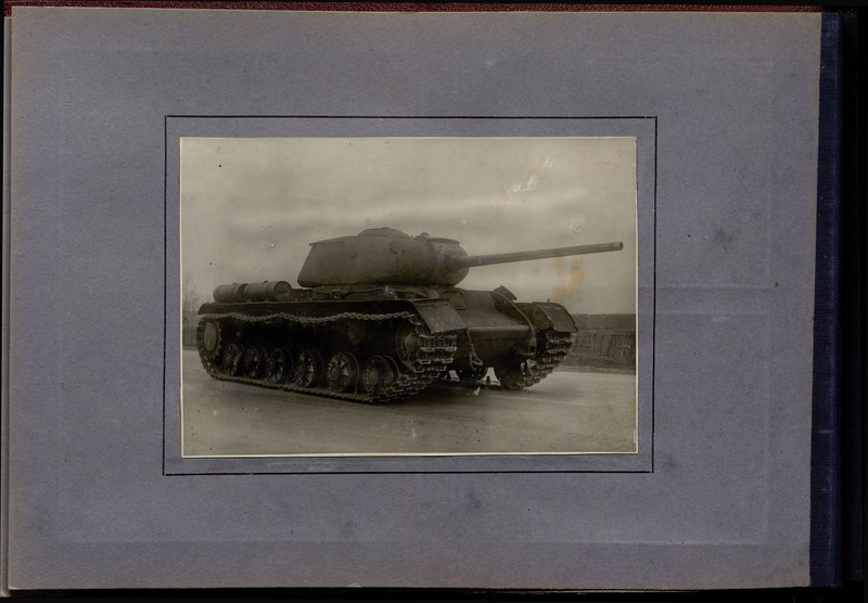 Original image: Тяжелый танк КВ-85