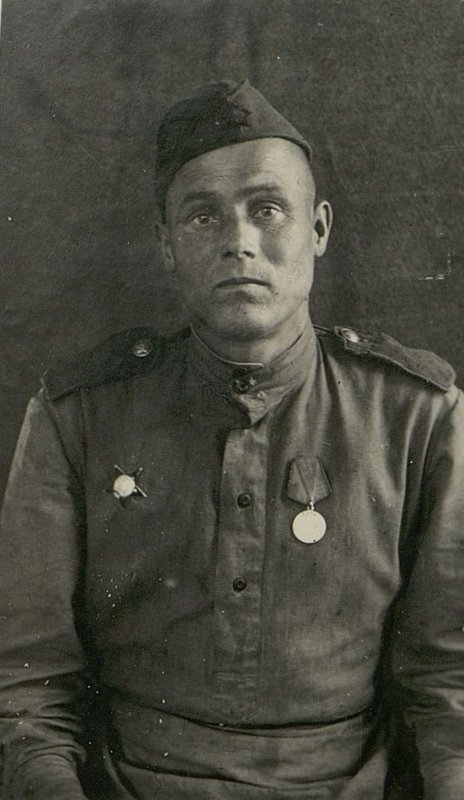 Фотография: Старший сержант Василий Петрович Кудрявцев, коммунист