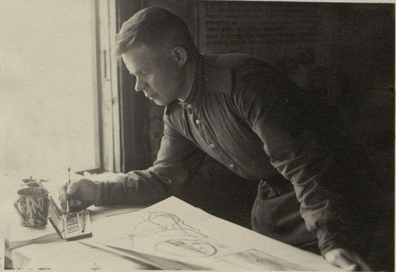 Image: Member of the editorial board: Sergeant Ovchinnikov Sergey - decoration and drawings