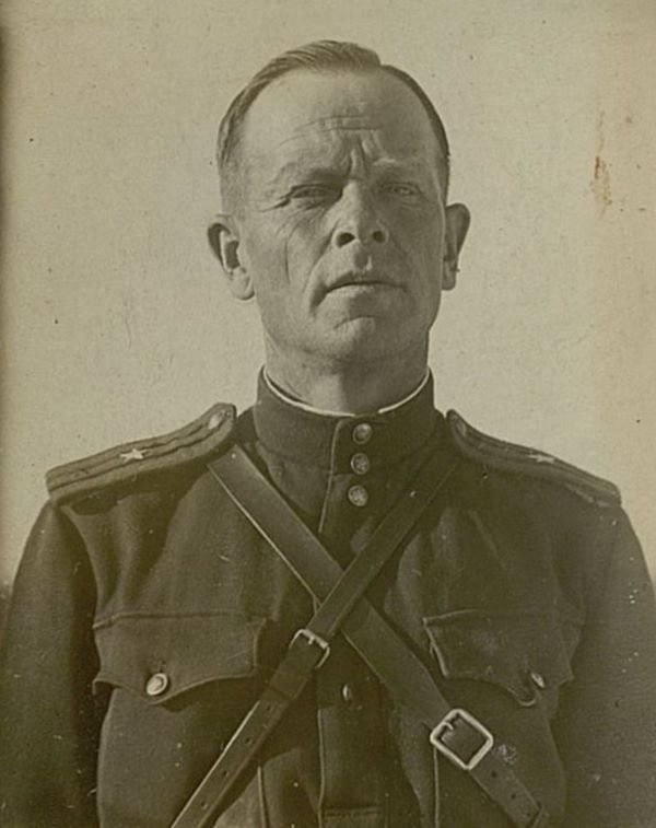 Фотография: Подполковник Воронин Максим Ильич. Командир 171 стрелкового полка 182 стрелковой дивизии