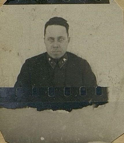Фотография: Лейтенант Краев. Командир 6-й стрелковой роты