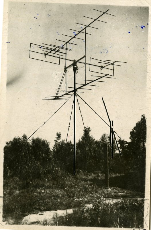 "Radar long-range detection station P-3 developed at NII-20."