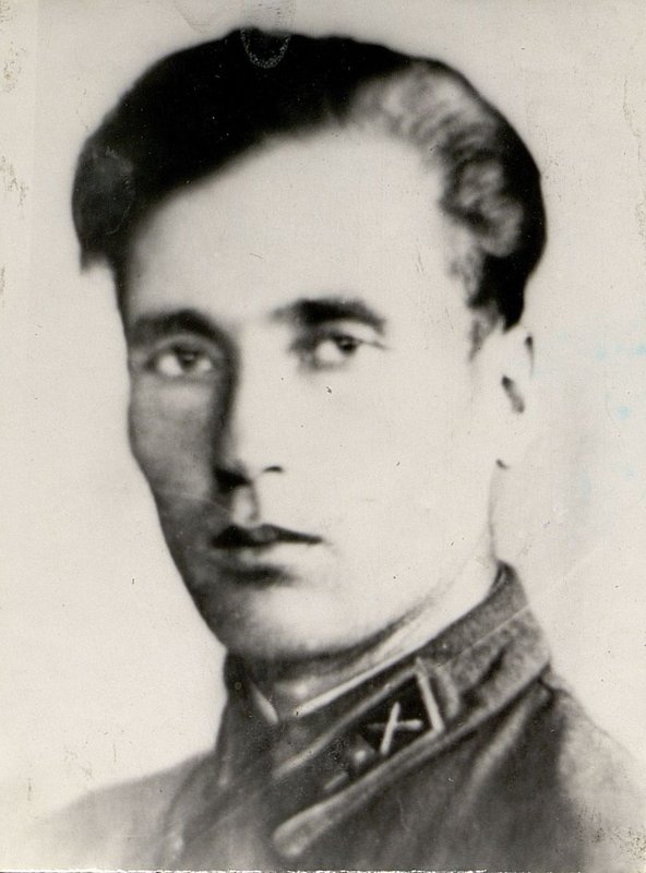 Фотография: Начальник разведки полка лейтенант Шамрай С.И.