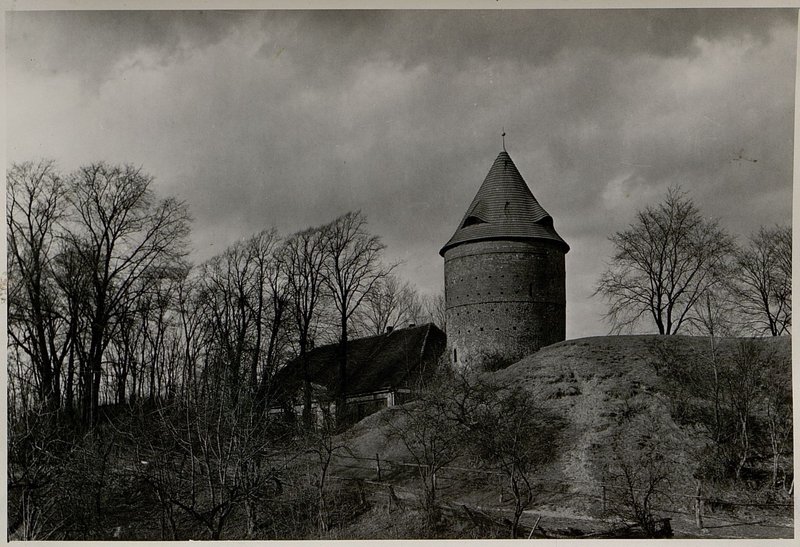Фотография: г. Плау. Замок Альшес. (На восточной окраине)