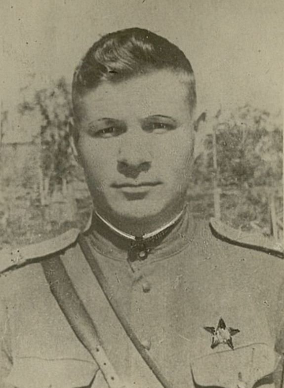 Фотография: Подполковник Клестов Семен Семенович. Командир 642 стрелкового полка 200 стрелковой дивизии