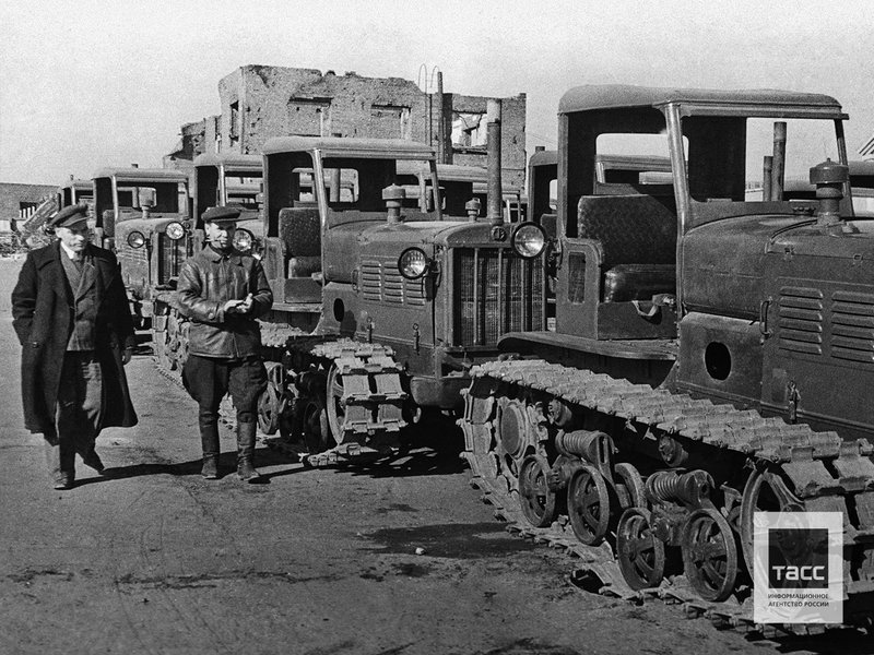 Stalingrad Tractor Plant named after F.E. Dzerzhinsky, reconstructed after German occupation, releases first batch of tractors.