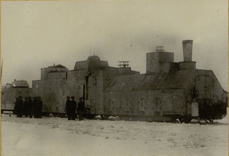 Image: General view of an armored train with a team
