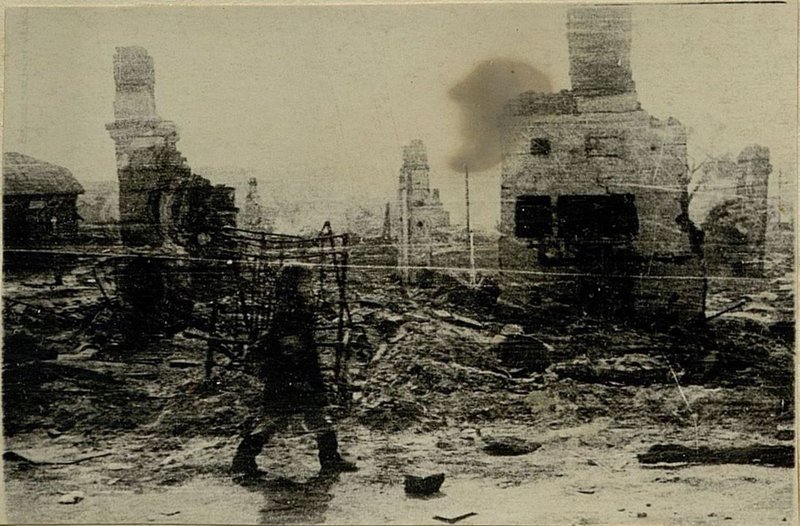Фотография: Член Военного Совета 31 армии генерал-майор Карпенков