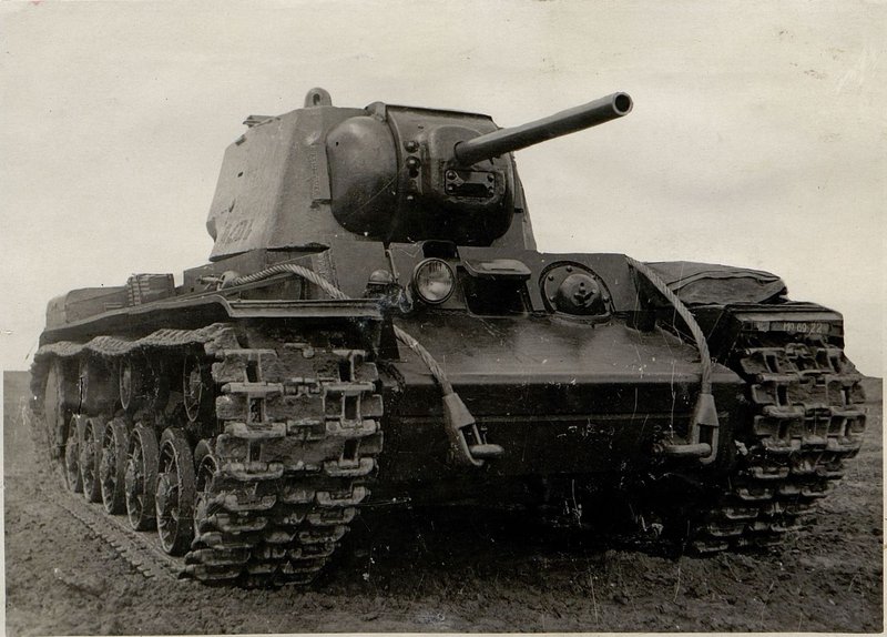 Image: Heavy tank KV-1