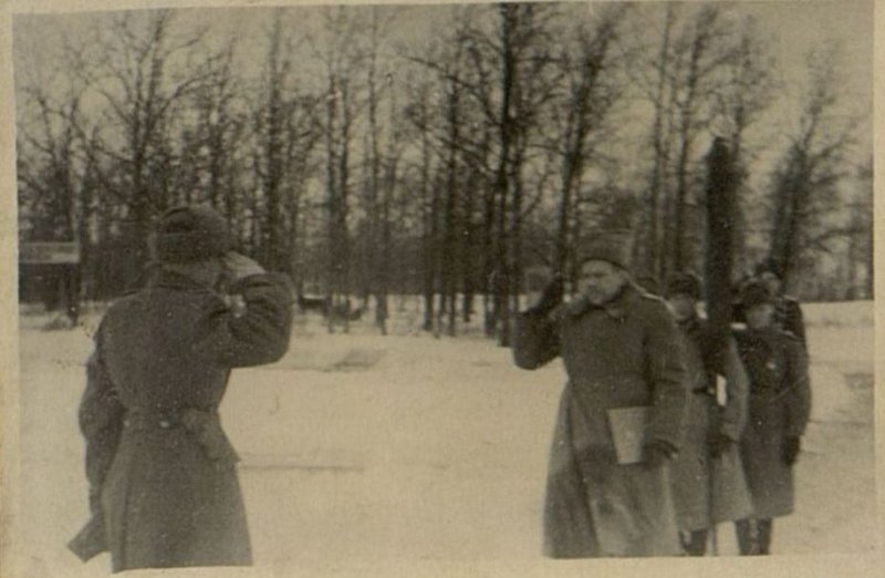 Фотография: Вручение Красного Знамени