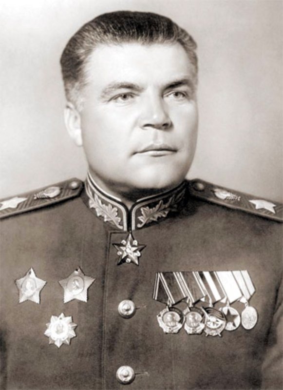 Commander-in-chief of the Trans-Baikal Front, Marshal of the Soviet Union R. Malinovsky