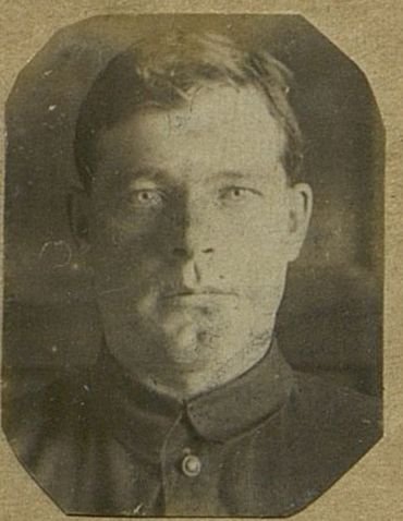 Image: Junior Lieutenant Ivan Vasilievich Klimov. Gunner 45 mm battery