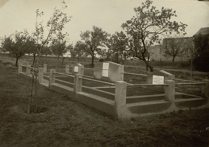 Фотография: с. Винерайонойдорф. Воинское кладбище № 2