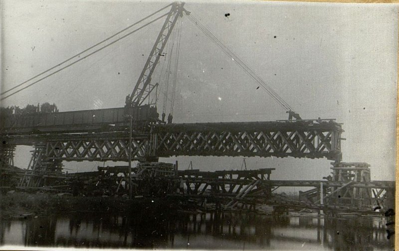 Image: Bridge over the river Snoot