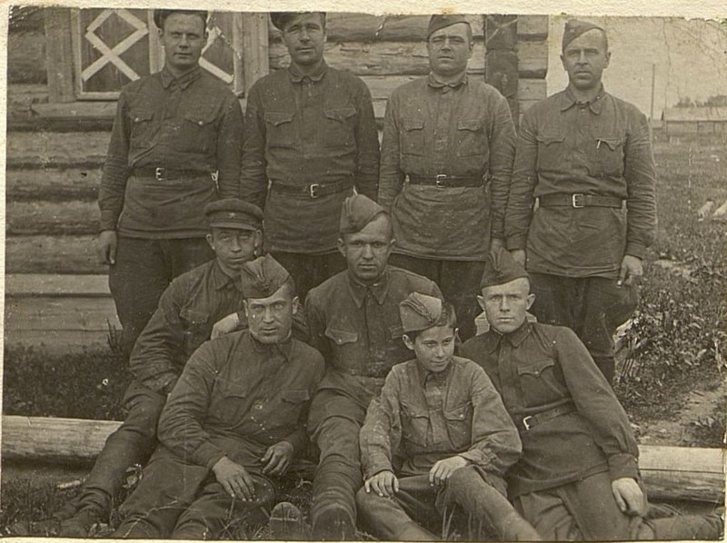 Image: A group of soldiers of the combined arms supply workshops