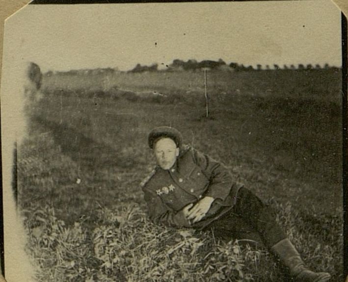 Фотография: Командир 1-й минометной роты. Капитан Комаров Сергей Михайлович