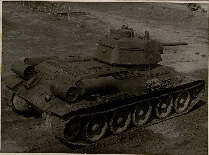 Фотография: Средний танк Т-34