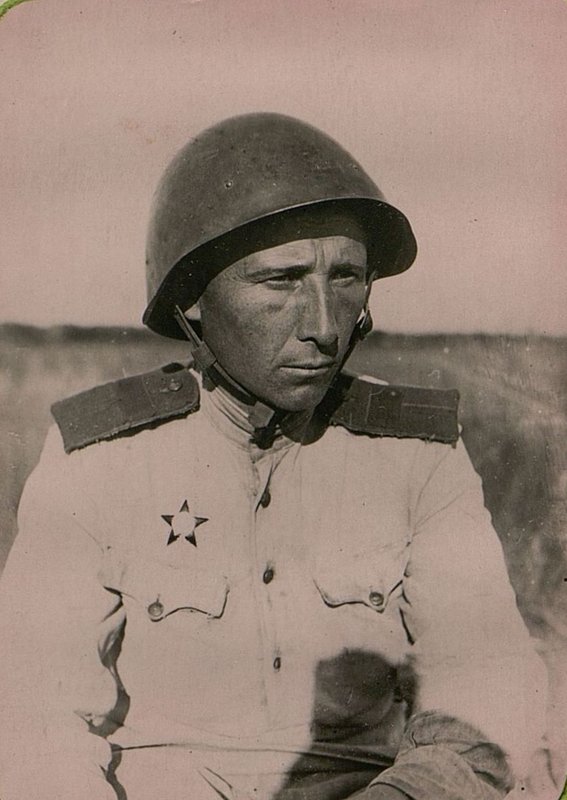 Фотография: Парторг 8 стрелковой роты 404 стрелкового полка - старшина Климанов Н.Т.